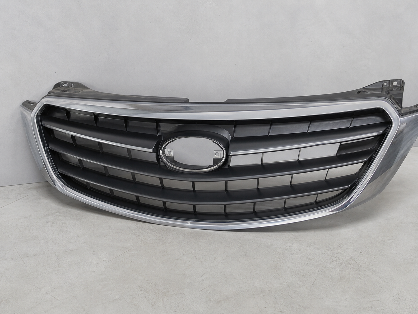 Subaru Legacy BR9 Front Grille